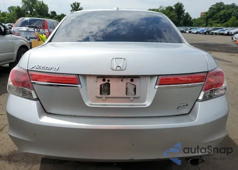 2011 Honda Accord Exl из США, поврежденный, VIN 1HGCP2F84BA083173